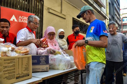 DATUK TENGKU AHMAD BADLI SHAH RAJA HUSSIN