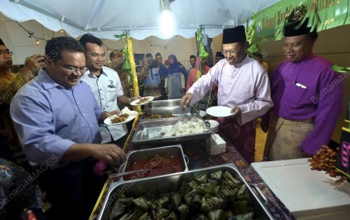 KL15_11082015_SHABERY