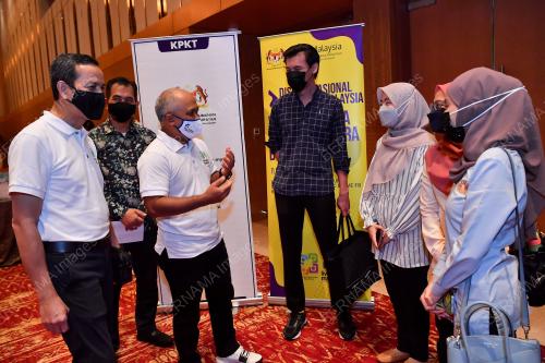 DATUK M NOOR AZMAN TAIB