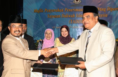 JAMIL KHIR BAHAROM