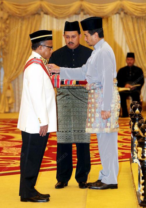 TUANKU MIZAN ZAINAL ABIDIN