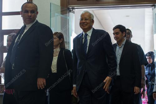 KL15_12122018_MAHKAMAH