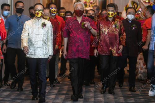 DATUK SERI ISMAIL SABRI YAAKOB