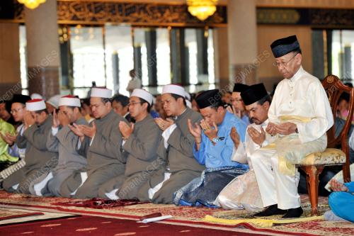 KL15_13042012_AGONG