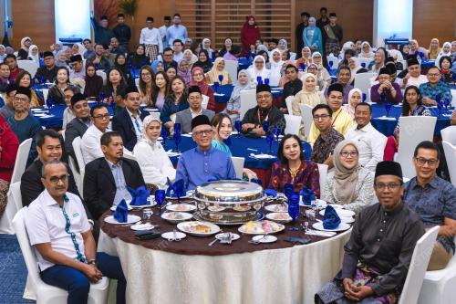 AZADDIN NGAH TASIR