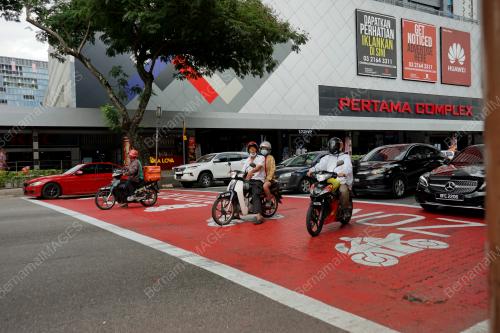 PEMATUHAN SOP KETIKA MENUNGGANG MOTOSIKAL