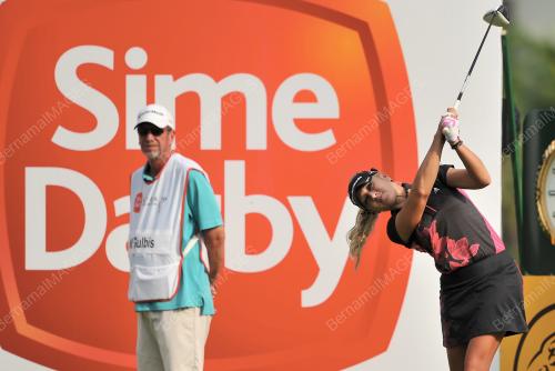 NATALIE GULBIS