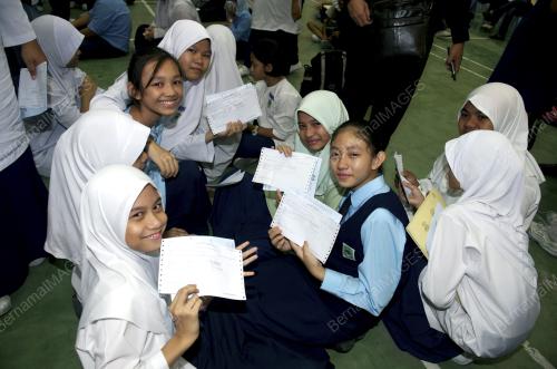 KL15_14112013_UPSR