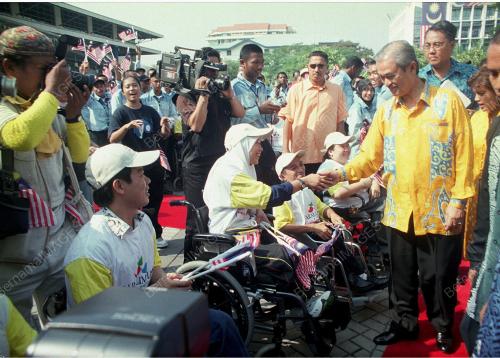 TUN ABDULLAH AHMAD BADAWI