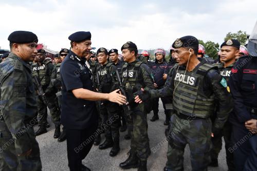 KL15_15122017_POLIS_BN201712154195