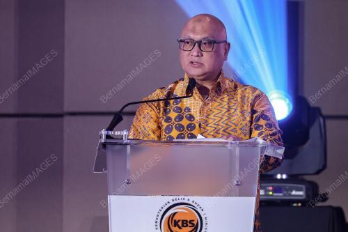 DATUK DR AMINUDDIN HASSIM