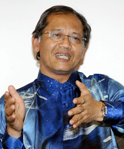 AHMAD FUAD ISMAIL