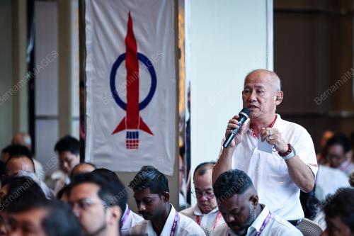 TAN KOK WAI