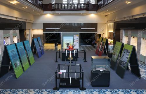 PAMERAN 100 TAHUN TROFI HMS MALAYA