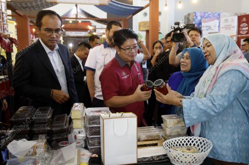 DATUK EWON BENEDICK