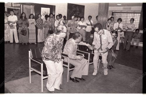 SAMAD IDRIS RASMI PAMERAN DIPLOMA 80' KAJIAN SENI LUKIS
