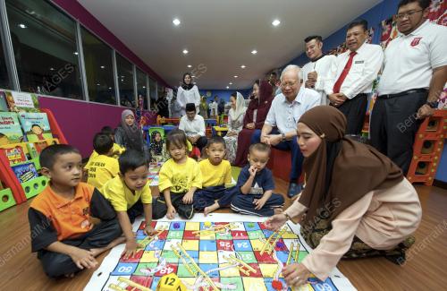 KL15_17062016_LAWATAN