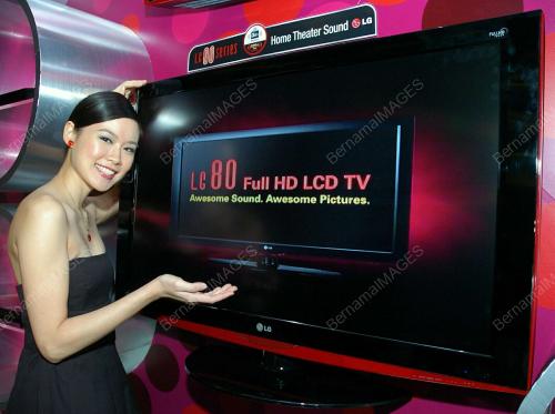 PELANCARAN TV LG80 FULL HD LCD