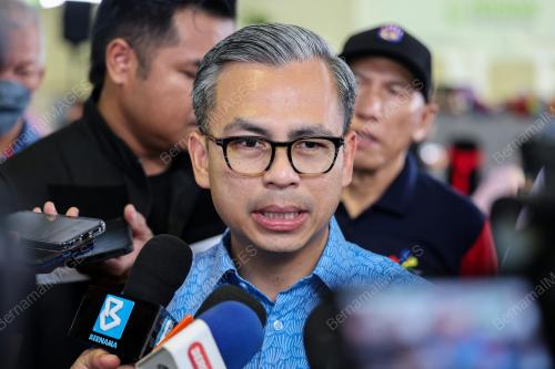 FAHMI FADZIL
