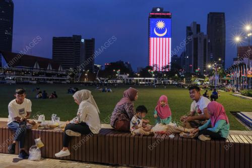 TINJAUAN BULAN RAMADAN