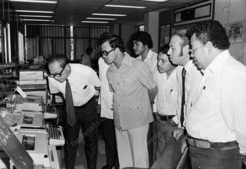 PAMERAN TELE-PRINTER