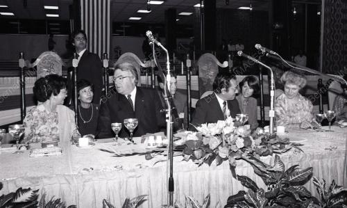 DISEMBER 1982