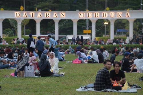 BERBUKA PUASA DATARAN MERDEKA