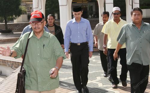 MOHD SAIFUL BUKHARI AZLAN
