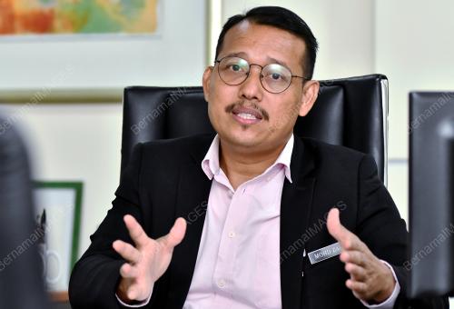 MOHD ZAHIR SHARI