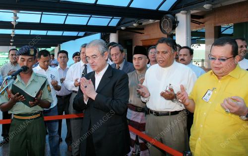 ABDULLAH AHMAD BADAWI