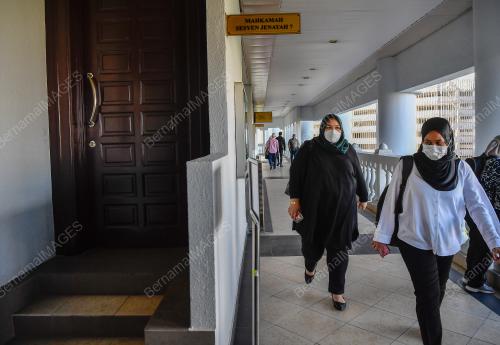 SITI BAINUN AHD RAZALI