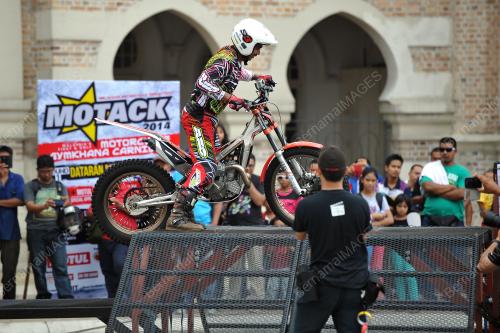 KL15_20042014_MOTACK