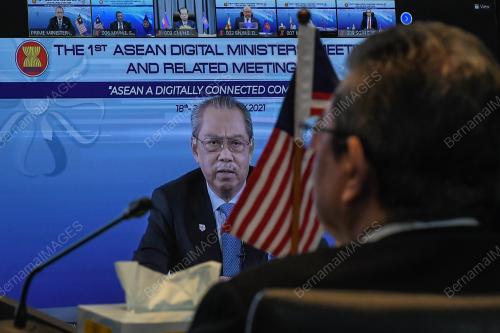 TAN SRI MUHYIDDIN YASSIN