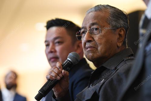 TUN DR MAHATHIR MOHAMAD