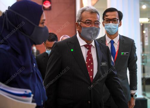 PERSIDANGAN PARLIMEN PENGGAL KETIGA