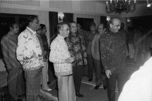 PM ENTERTAIN CHIEF MINISTERS