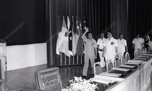 PERSIDANGAN MCA