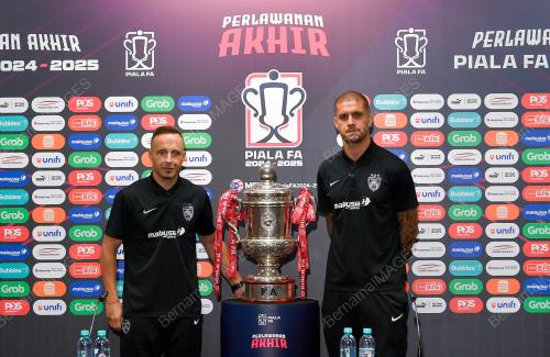 SIDANG MEDIA FINAL PIALA FA