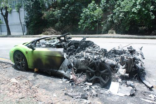 KERETA TERBAKAR