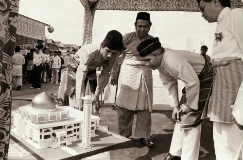 DATUK ABDUL TAIB MAHMUD