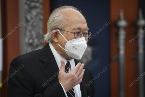 PERSIDANGAN PARLIMEN PENGGAL KETIGA