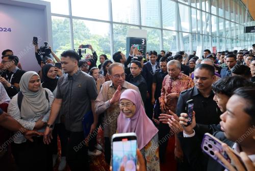 DATUK SERI ANWAR IBRAHIM