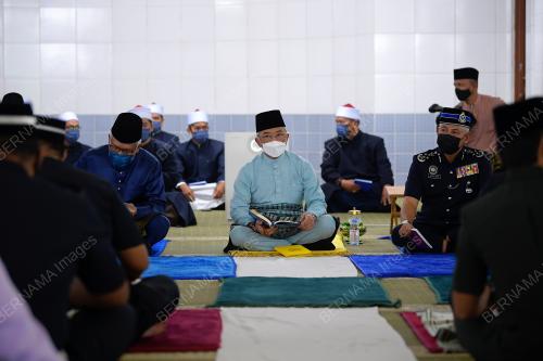 AL-SULTAN ABDULLAH RI'AYATUDDIN AL-MUSTAFA BILLAH SHAH