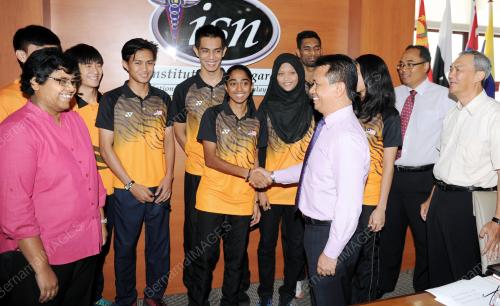 KL15_24042015_CDM_ATLET