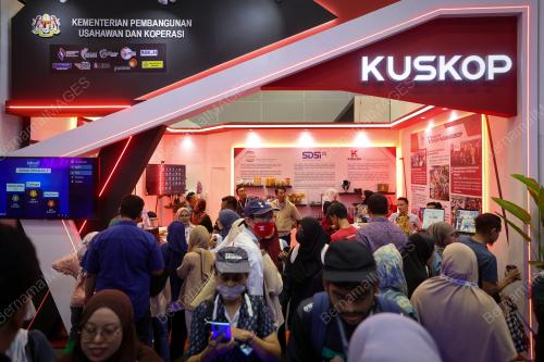 PROGRAM DUA TAHUN KERAJAAN MADANI