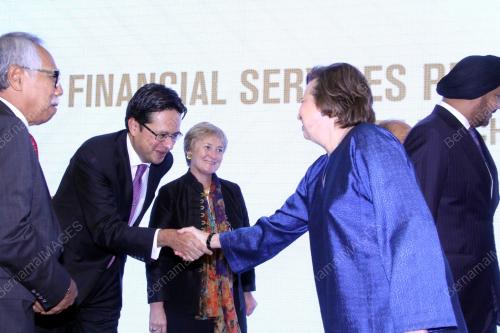 KL15_24914_TAN_SRI_ZETI_23092014