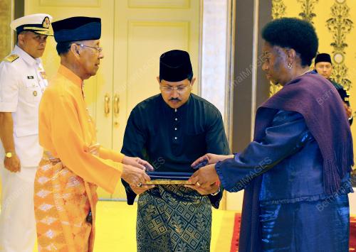 KL15_25032013_AGONG_WATIKAH