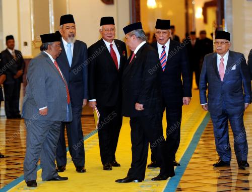 KL15_25052017_AGONG