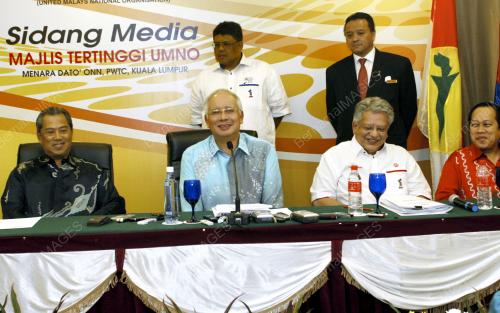 NAJIB TUN RAZAK