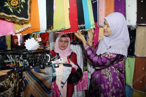 PERSIAPAN RAYA